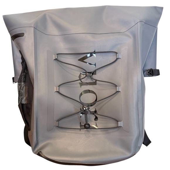 Vuori Dry Bag Back Pack Charcoal Black Rubber Waterproof New Multi Pocket - Picture 4 of 15